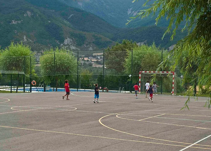 Camping Valle De Tena Sabiñánigo
